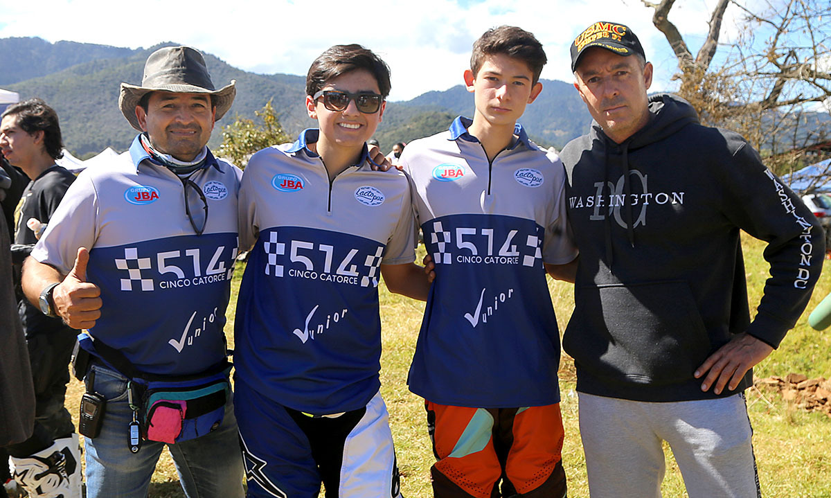 EMILIO ESCUDERO, ADRIÁN JR CORDERO, RACIEL ESCUDERO Y ADRIÁN CORDERO