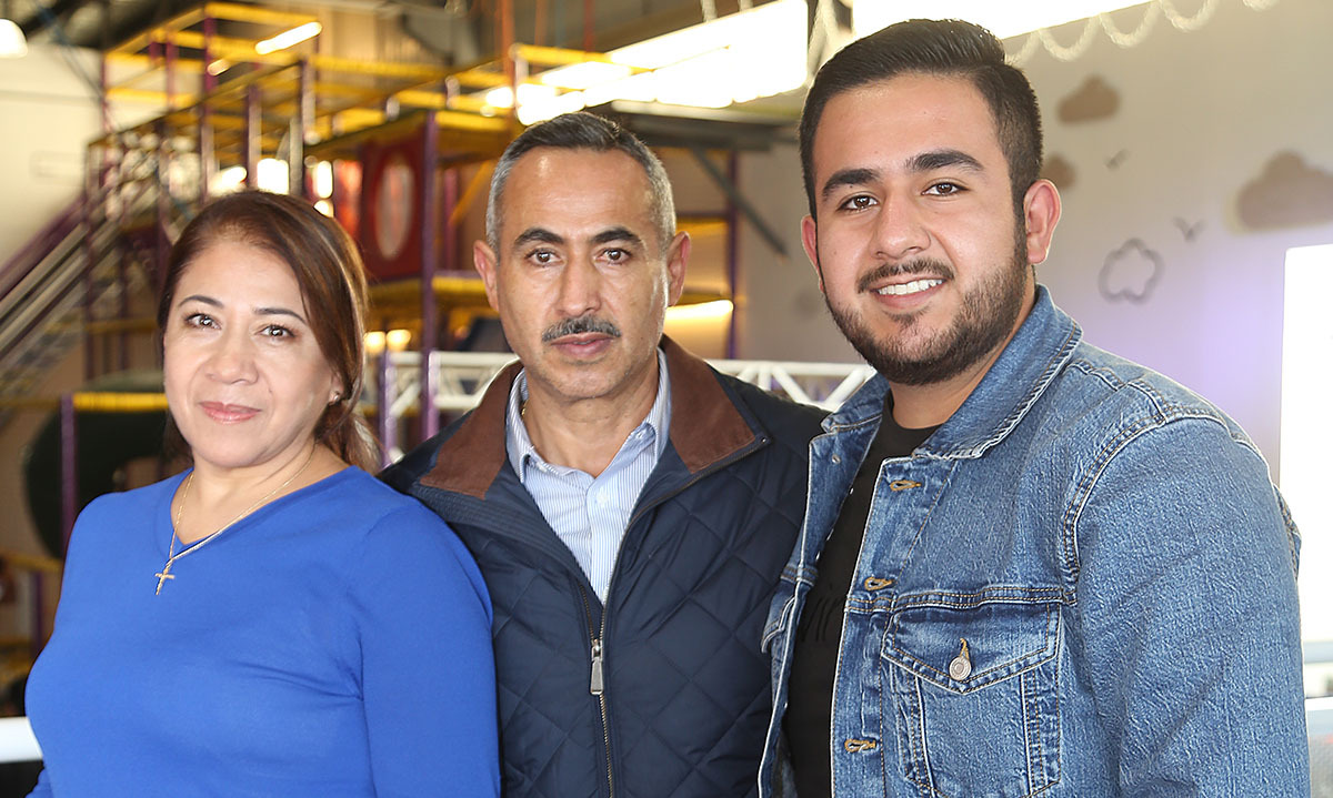 SILVIA LEÓN, OMAR TÉLLEZ Y OMAR TÉLLEZ
