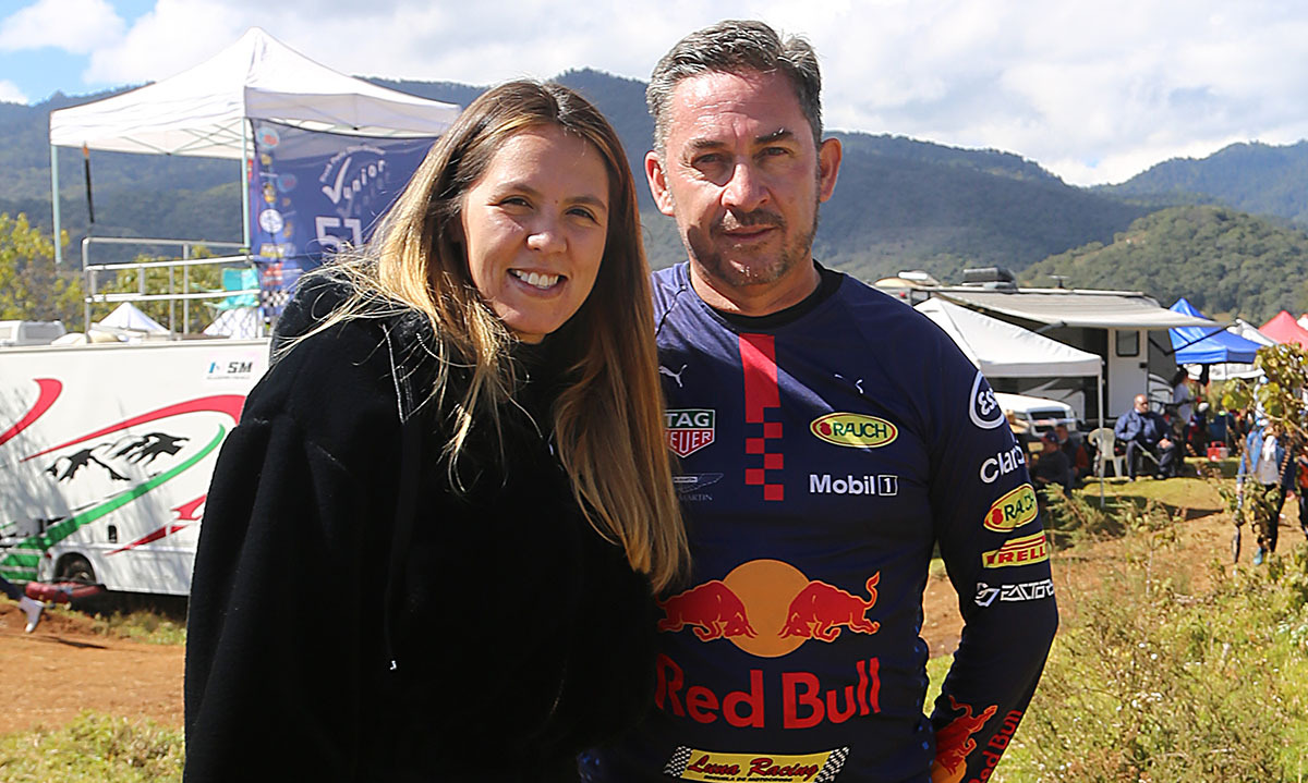 FERNANDA BRIONES Y OMAR HERNÁNDEZ