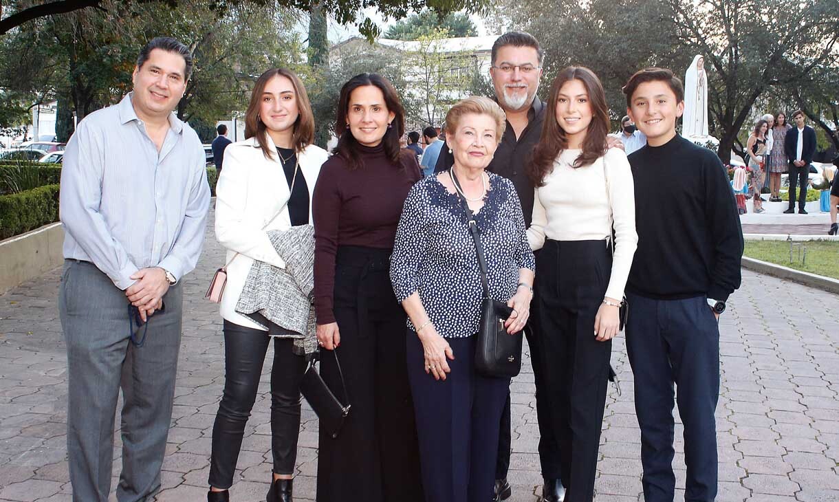 Artemio Cuéllar, Tere Espeleta, Tere Cuéllar, Tere León, Pilar Espeleta, Rafael Espeleta y Rafael Espeleta