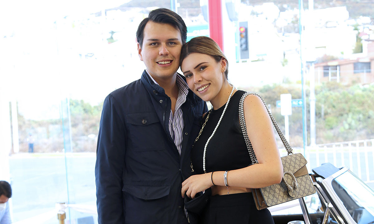 Diego Corona y Alexa López