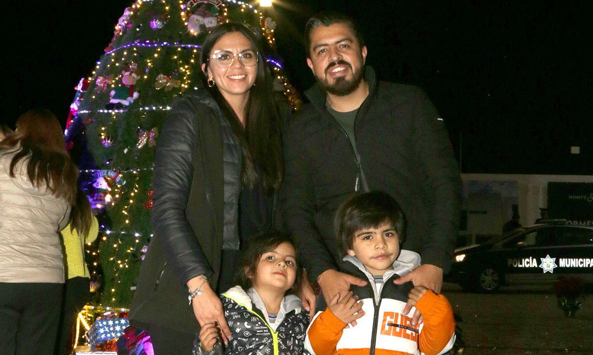 FAMILIA ORTEGA VILLALOBOS