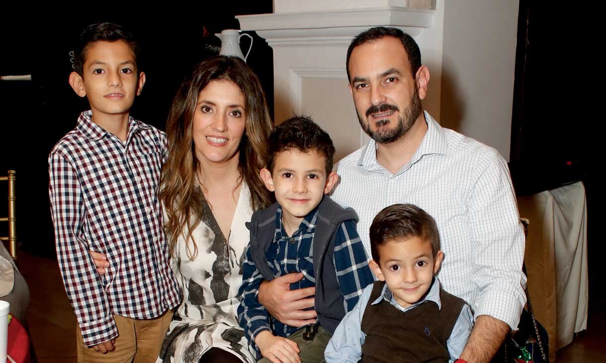 Rogelio Garza, Anasol Villarreal de Garza, Rogelio Garza, Rogelio Garza, Leonardo Garza y Mateo Garza
