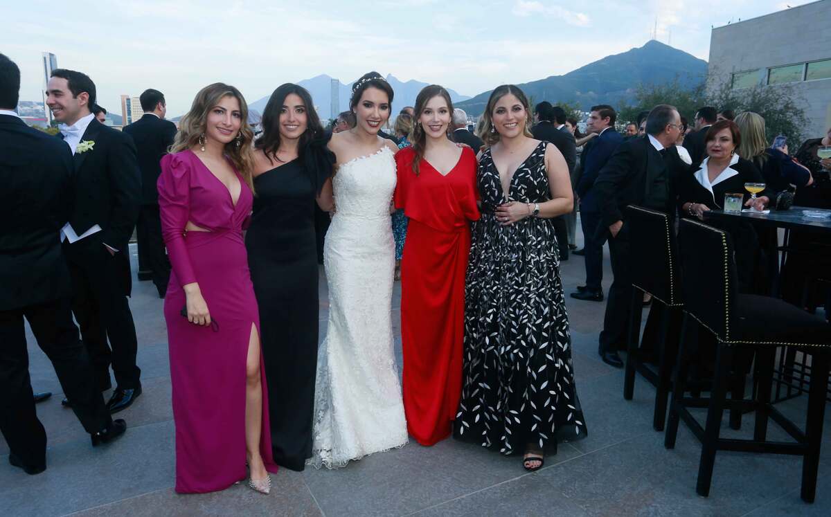 Marcela Flores, Rocío Pérez, Diana Villanueva, Grecia Nolasco y Catalina Flores