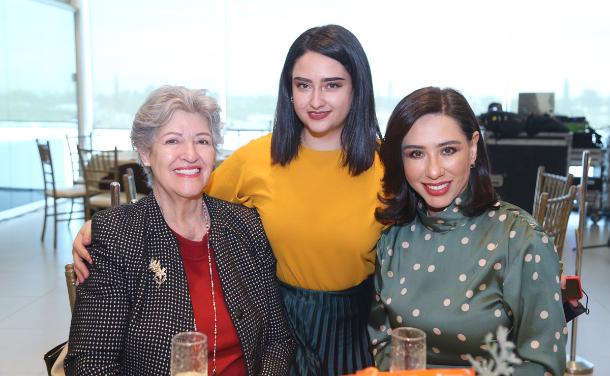 Maru, Luisa y Claudia