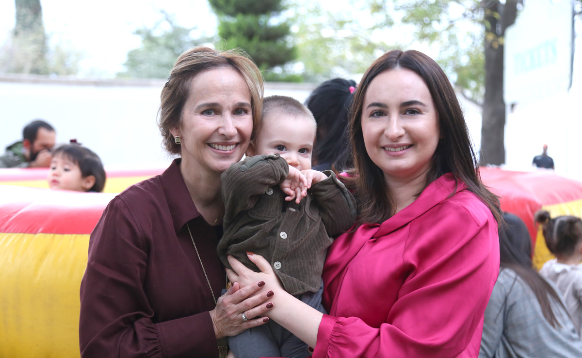 Mónica, Felipe y Mony