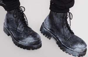 Paint-Splatter Boots (Foto: Balenciaga)