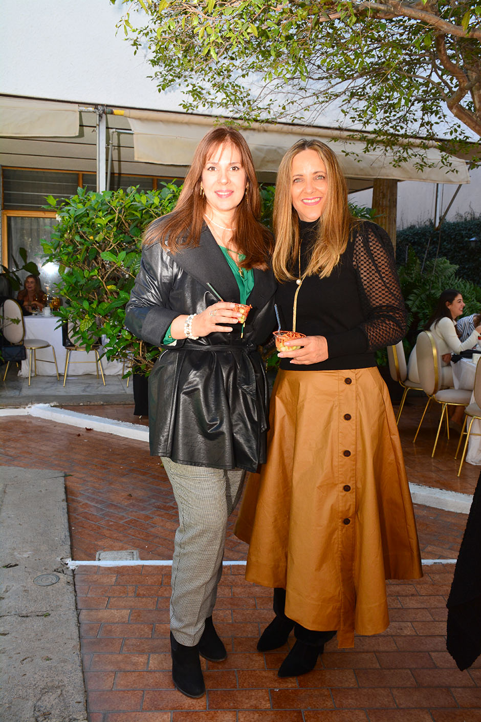 Claudia Ahumada y Paty Valdivia