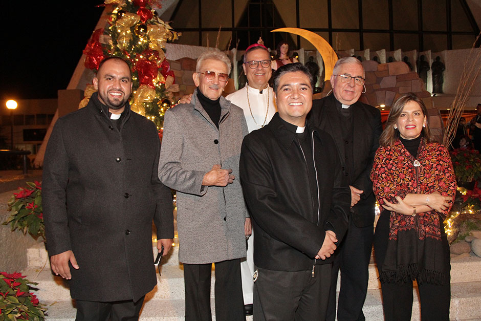 Víctor Alfonso Plascencia, Jorge Velásquez, Manuel González Villaseñor, Guillermo Villarreal, Carlos Javier Díaz y Catalina Olea.