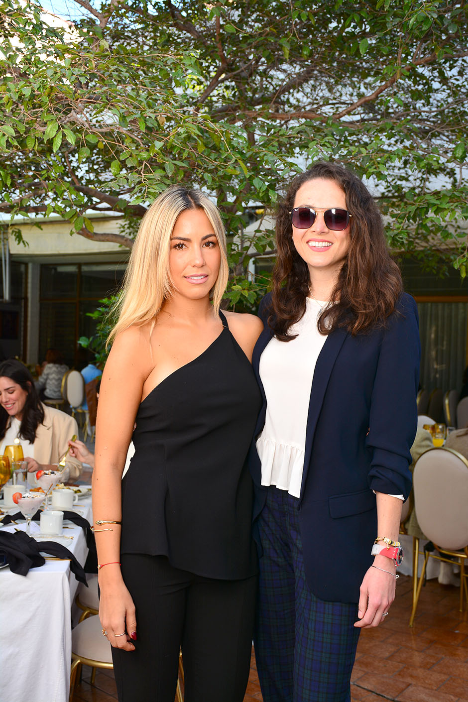 Viviana Wong y Alexis Romero