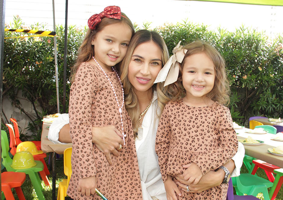 Andrea Tinajero, Andrea Castro y Alexia Tinajero