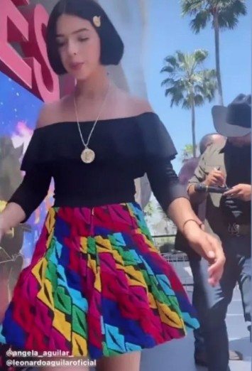 angela