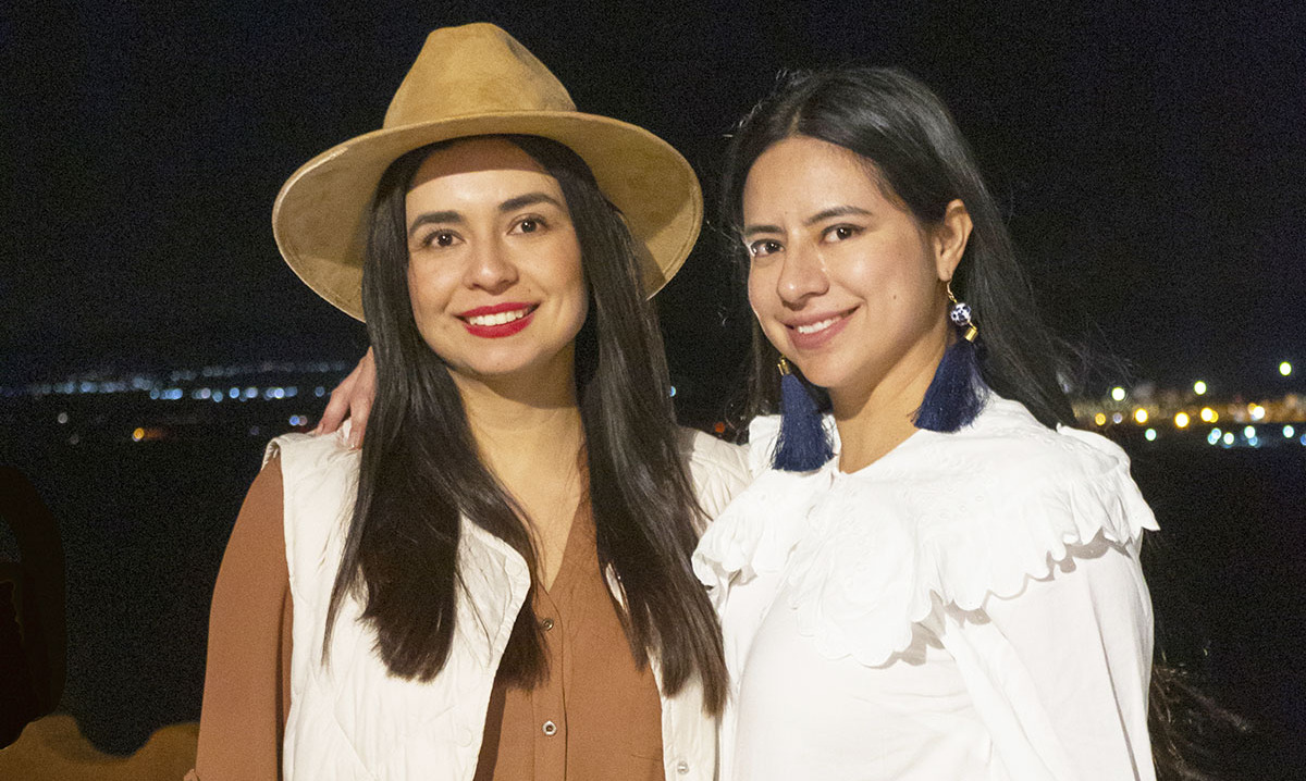 SAMANTHA BENITEZ Y MICHELLE BENITEZ