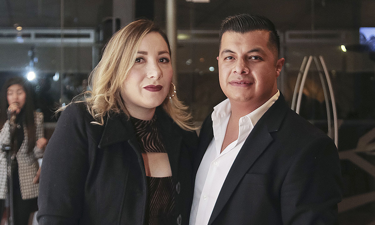 JAFET WITHBROWN Y ESMERALDA