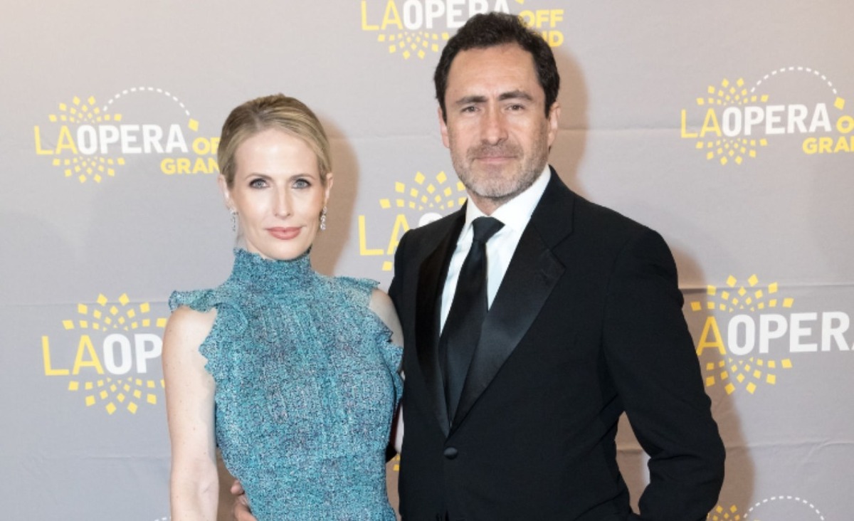 Demian Bichir y Stefanie Sherk (Foto: Getty)
