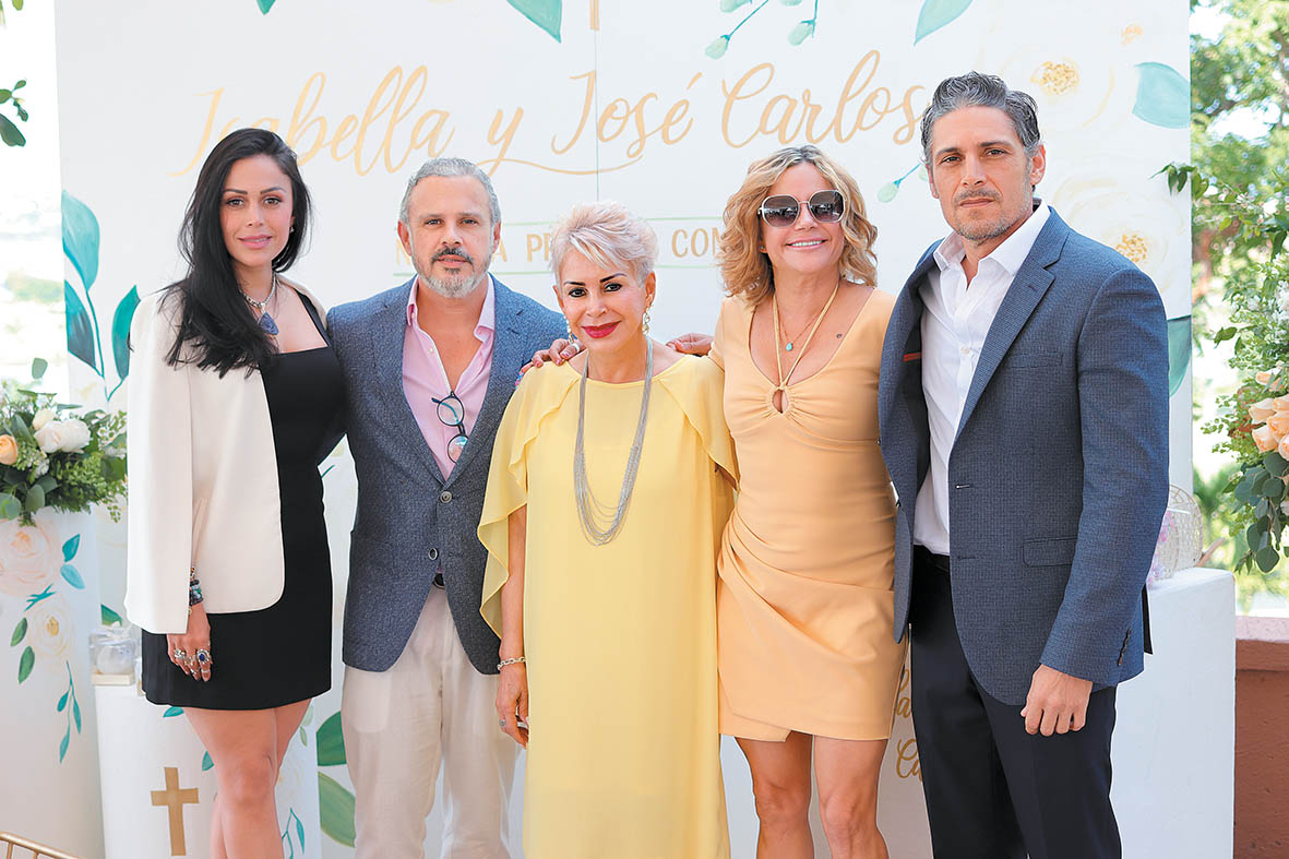 Ana Luisa Valdés, Carlos Valdés, María Irene Suárez, Irene Valdés y Adolfo Valdés / Foto: Dennis Hernández