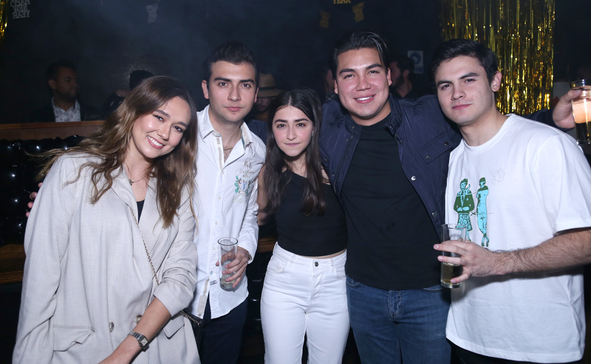 Ilse, Daniel, Michelle, Fermín y Juan Pablo