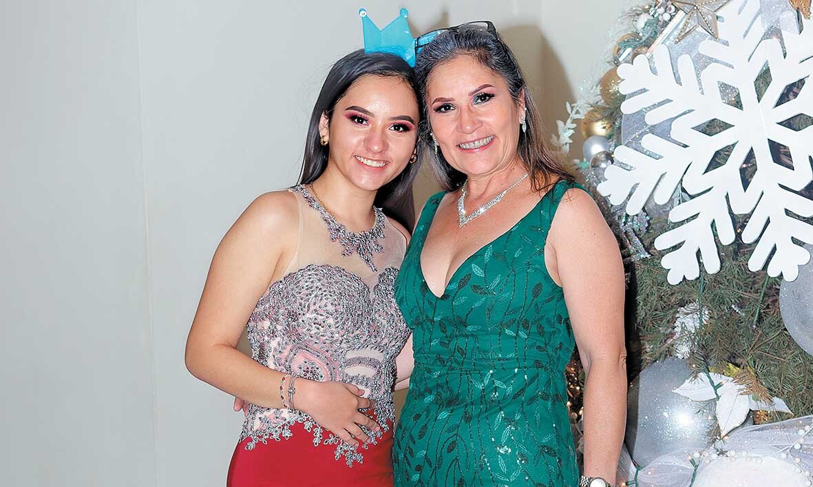 Rosa Quintana y Malú Córdova / Fotos: Dennis Hernández