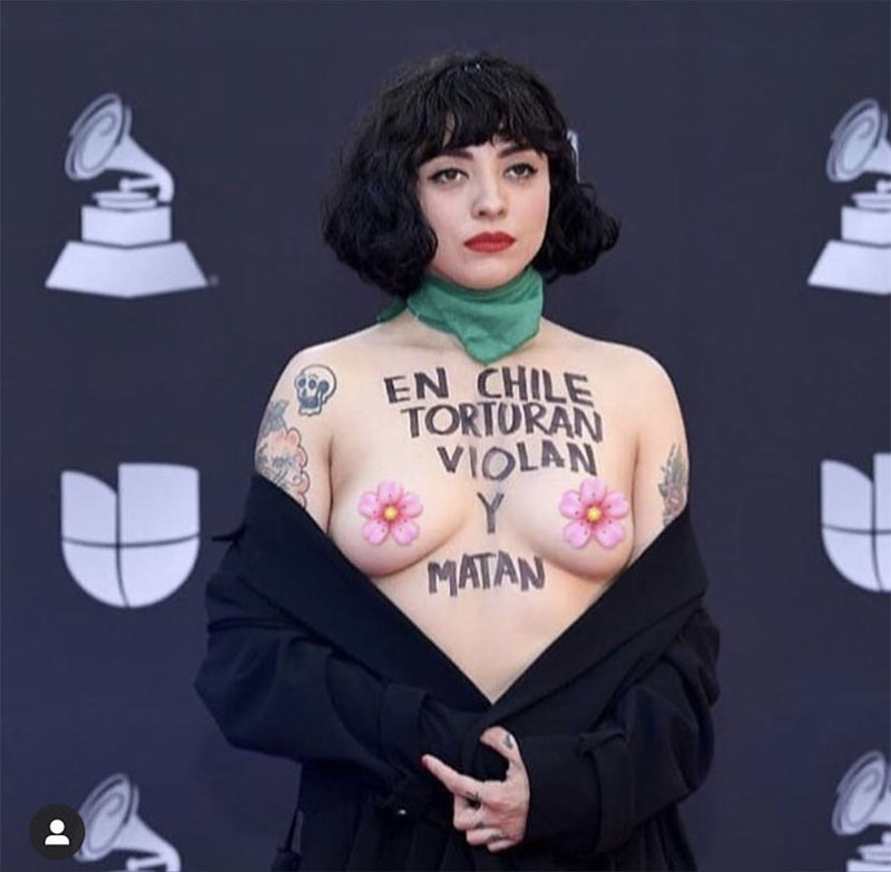 INSERTAR FOTO MON LAFERTE PROTESTA