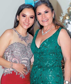 Rosa Quintana y Malú Córdova / Fotos: Dennis Hernández