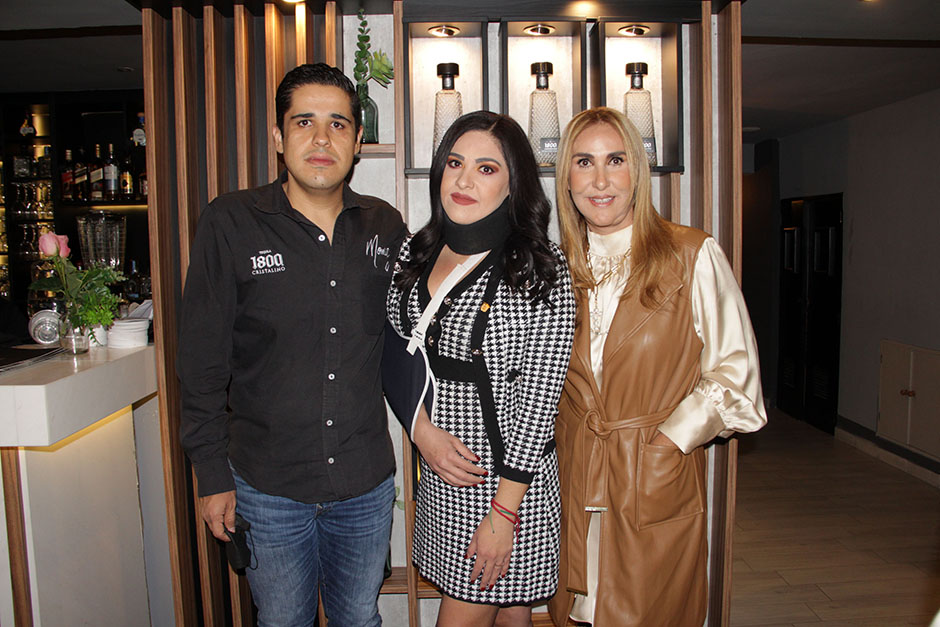 Alejandro Magaña, Gaby Magaña y Gaby Enríquez