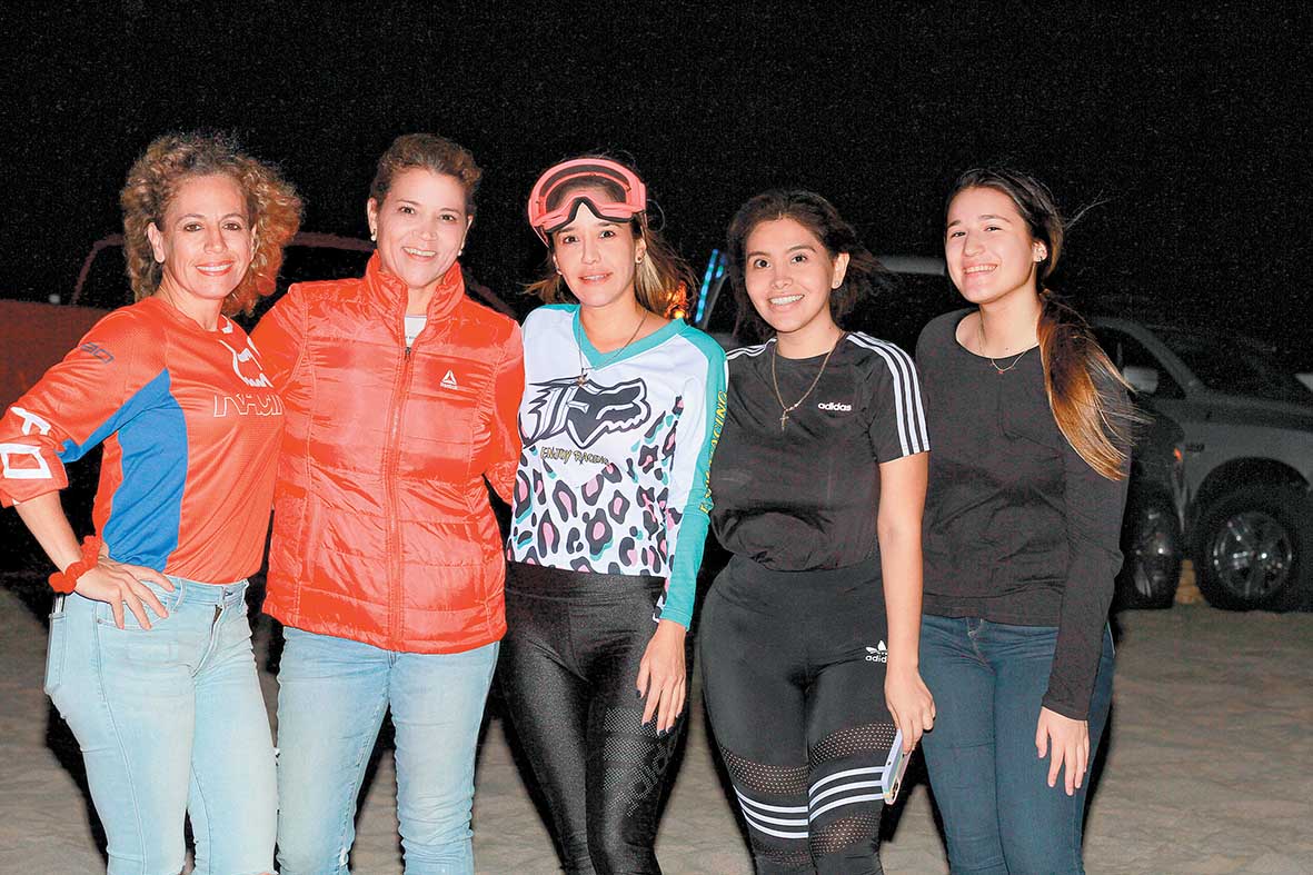 Marilú Ceja, Adriana García, Miriam Ayala, Caro Anaya y Paulina King / Fotos: José Chang