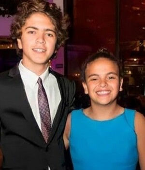 Lucerito Mijares y su hermano José Manuel Mijares.
