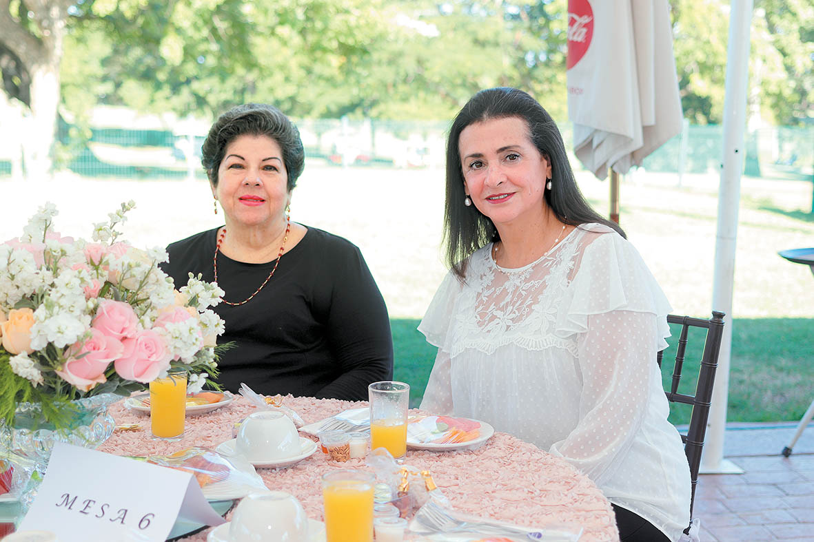 Maruca de Herrera y Patricia Melo / Foto: Dennis Hernández