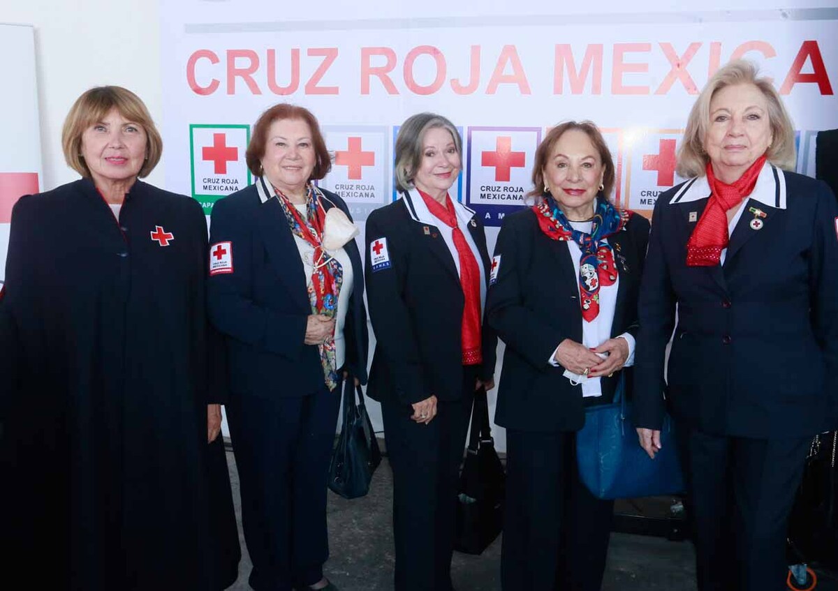 Aurora Vignau de Zambrano, Hilda Elisa Melendez de herrera, Irma Luz de Wesh, Aurora Cagnasso y Enriqueta Belden