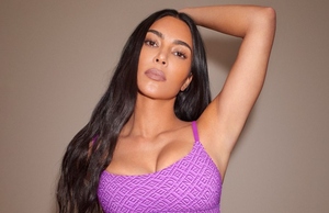 Kim Kardashian impone la tendencia del bikini metálico (Foto: Instagram)