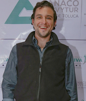 JORGE CALDERÓN