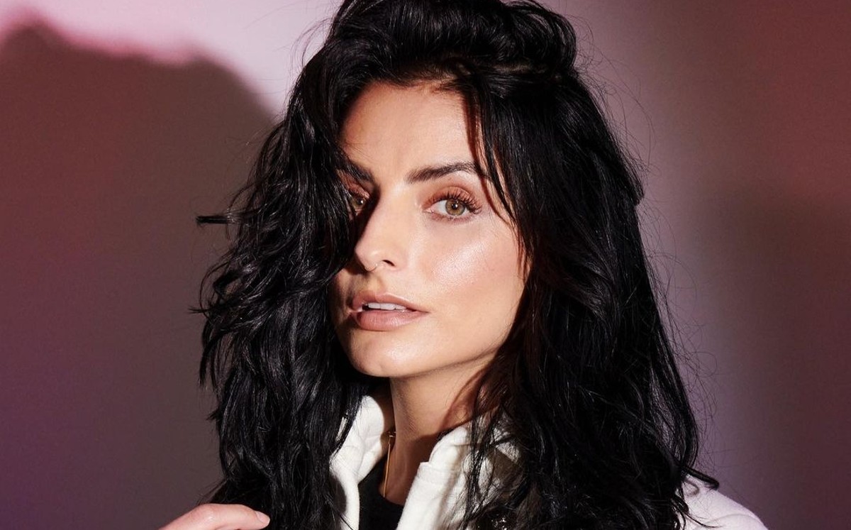 Aislinn Derbez