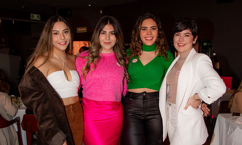 Daniela Villagomez, Katia Villagomez, Caro de la Rosa y Damaris Moreno