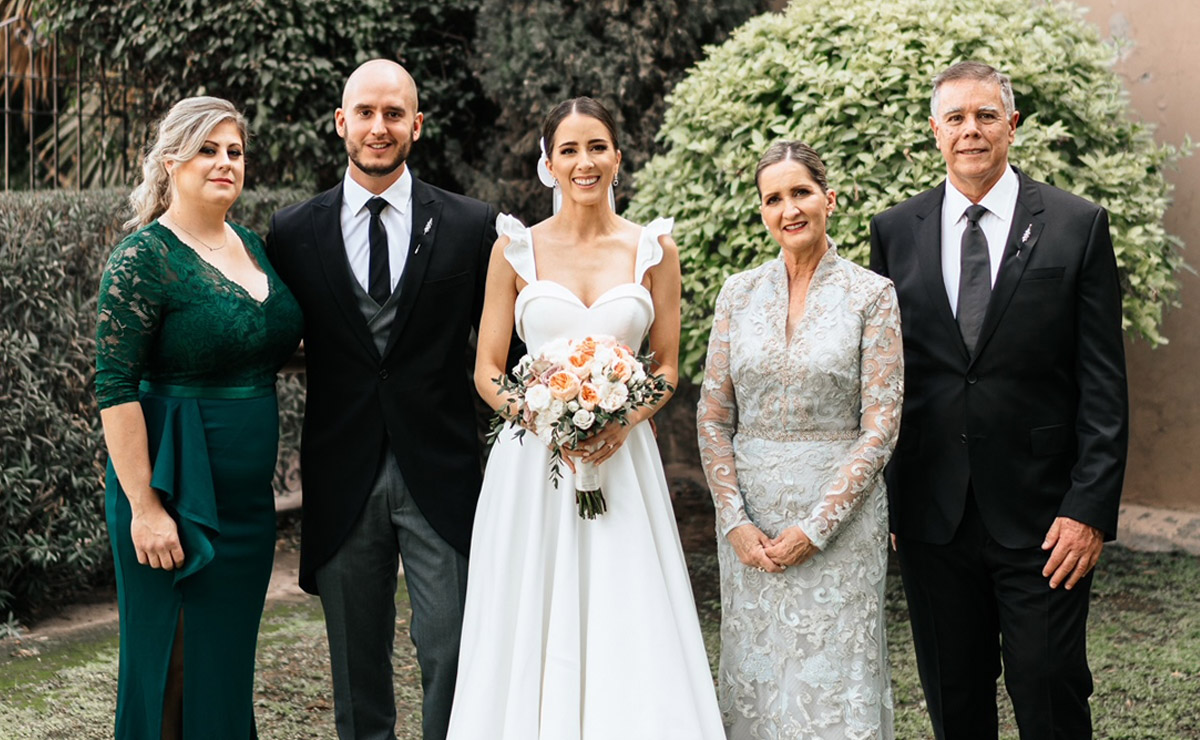Familia de los novios. Fernanda, José Eduardo, Regina, Pilar y Homero