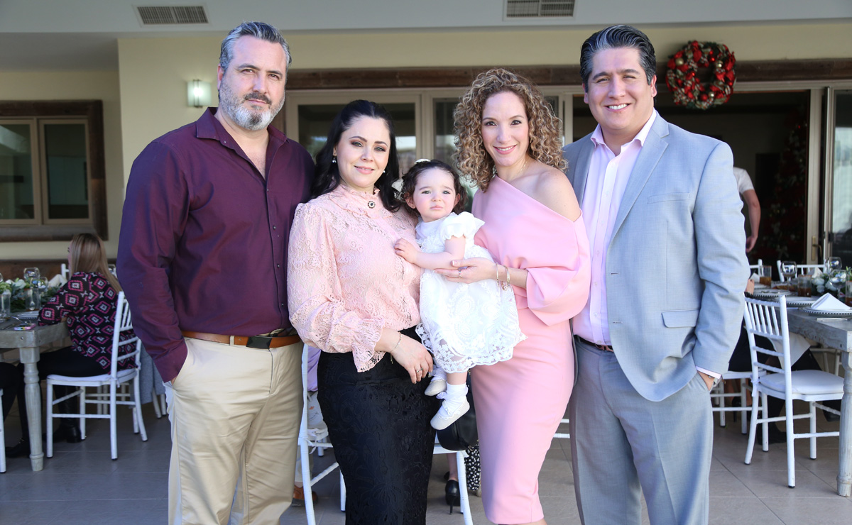 Luis, Brenda, Aranza, Lorena y Alejandro