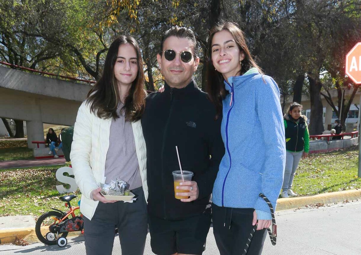 Paulina Touché, José Vanzzini, Eugenia Touché