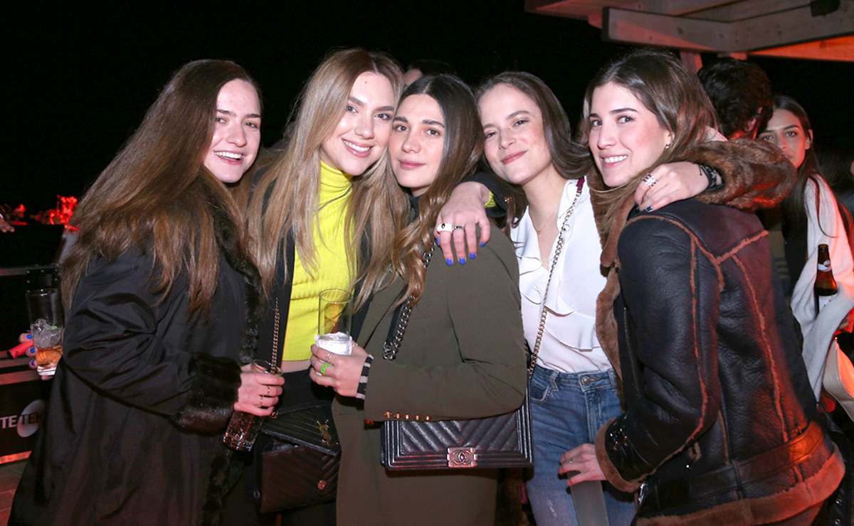 Sofía, Valeria, Sara, Fernanda y Ana Paula