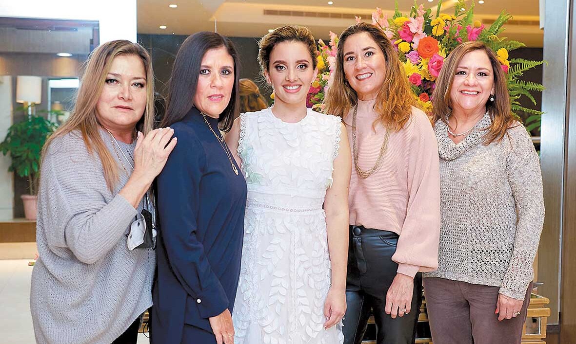 Martha de Pier, Elsa Mary Tamayo, Graciela Tamayo, Marcela Tamayo y Gilda Tamayo / Fotos: Pildorín