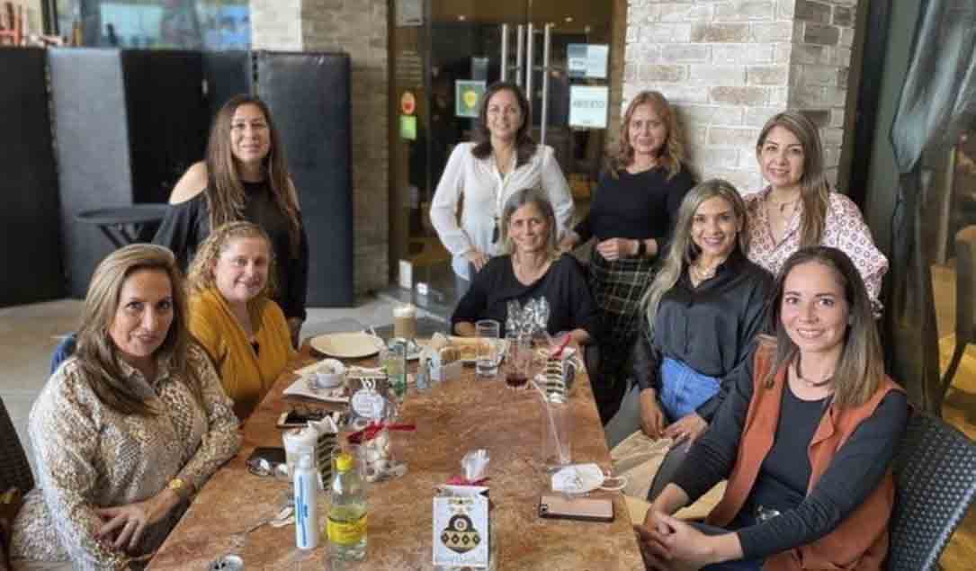 Paty Lozano y sus amigas / Foto: Redes