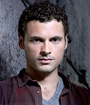 Adan Canto llega a HBO MAX con el estreno de la serie The Cleaning Lady (Foto: Cortesía)