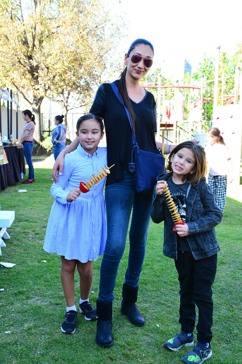 Mía Gamero, Laura Ramírez y Máximo Gamero