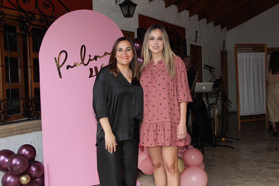 Rebeca Corella y Azareth Corona