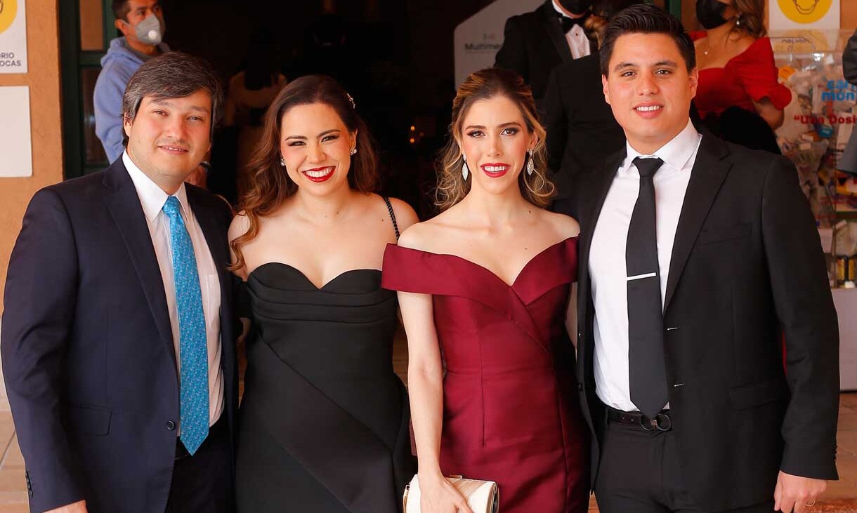 Manuel Cano, Cecy Olvera de Cano, Marlene Guzmán de Olivares y  Manuel Olivares