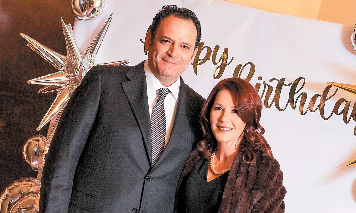Juan José Sarmiento y Lidia de Sarmiento / Foto: José Chang