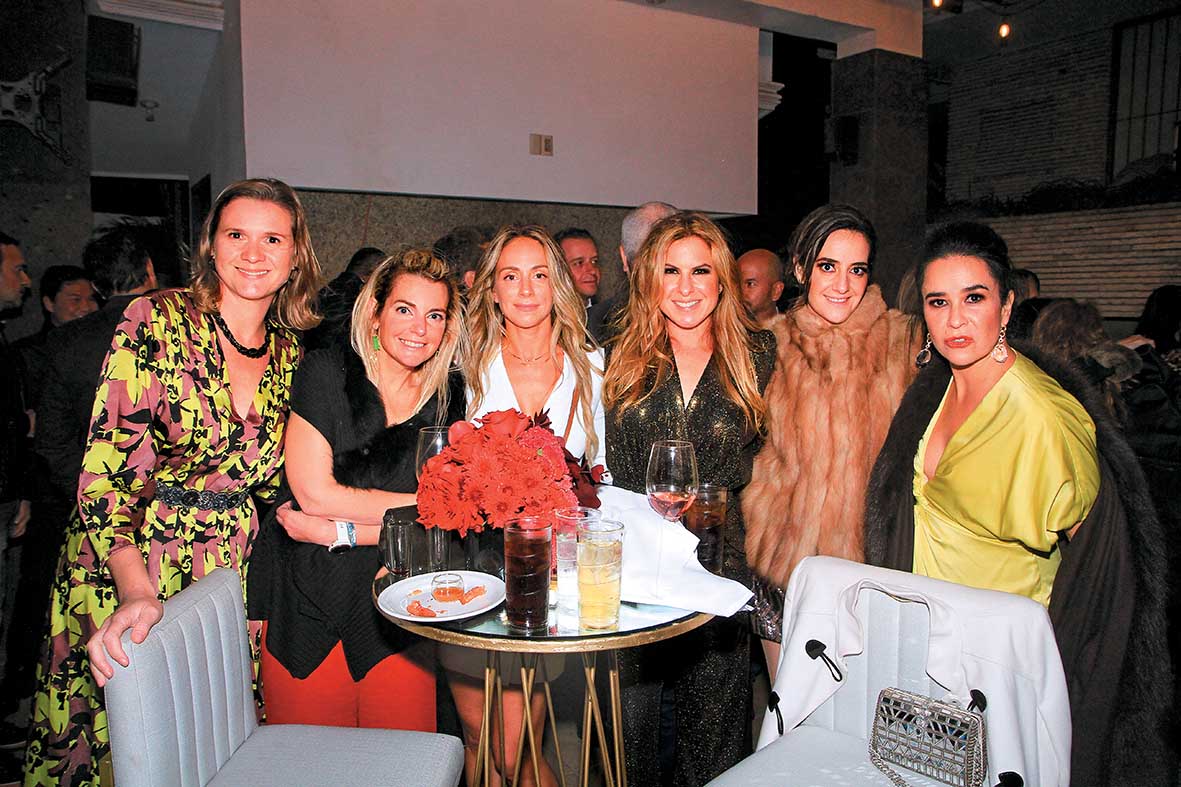 Armida Espinoza, Regina Reyes Heroles, Gaby Moran, Roxanne Hurley, Elizabeth Kerr e Ilse López HÖher / Foto: José Chang