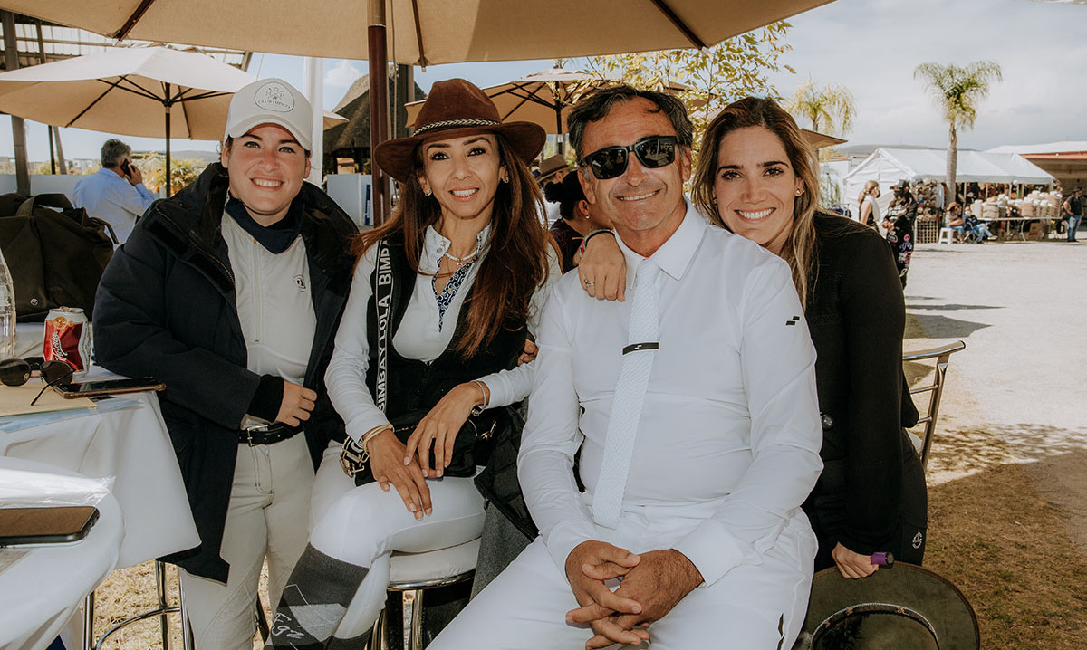Fernanda Picaso, Marite Ramírez, Ernesto Botones y Andrea Gómez (Foto: Vladimir Zayas)