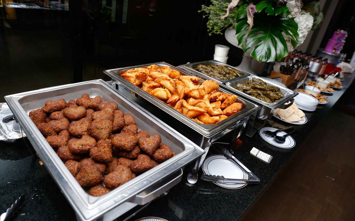 Catering a cargo de La Doña, Delicias del Líbano de Vero Batiz de Samar