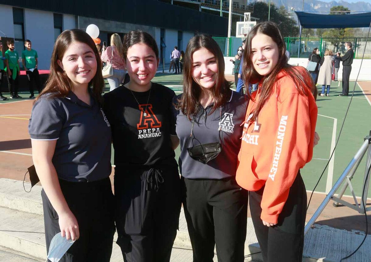 Daniela Treviño, Ana Karen Nava, Sofía Luna y Carolina Treviño