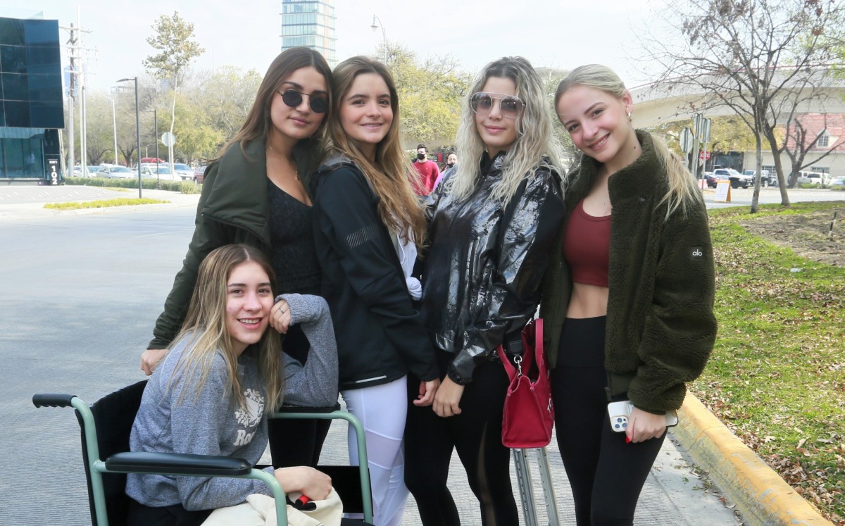 Sofía Ramírez, Roberta Rangel, Mariana Yerena, Ana María Bustamante y Paulina Burs
