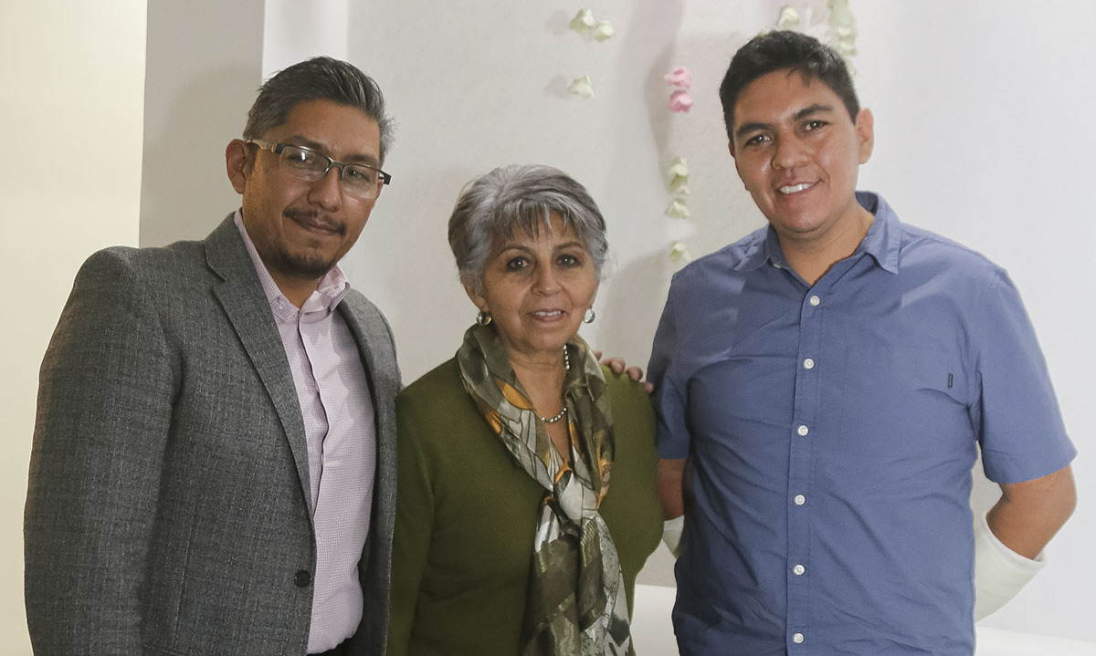 EDMUNDO MARTÍNEZ, SILVIA HERNÁNDEZ Y NOÉ MARTÍNEZ